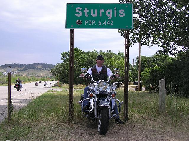 Sturgis3.jpg - OLYMPUS DIGITAL CAMERA